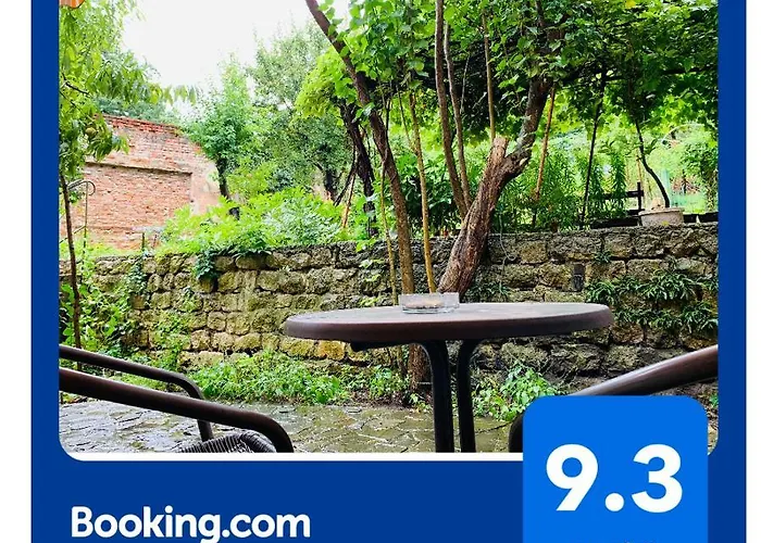 Maan Central Apartment Pet Friendly Location