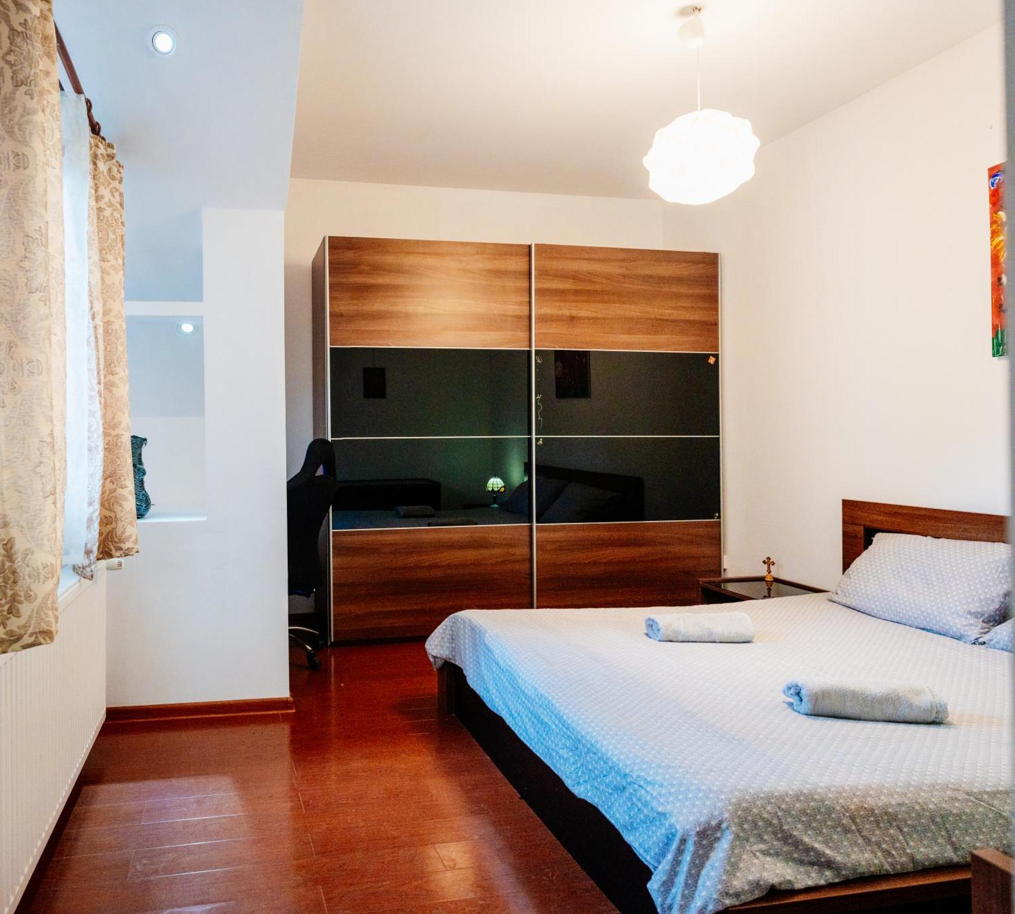 Maan Pet Friendly Location *