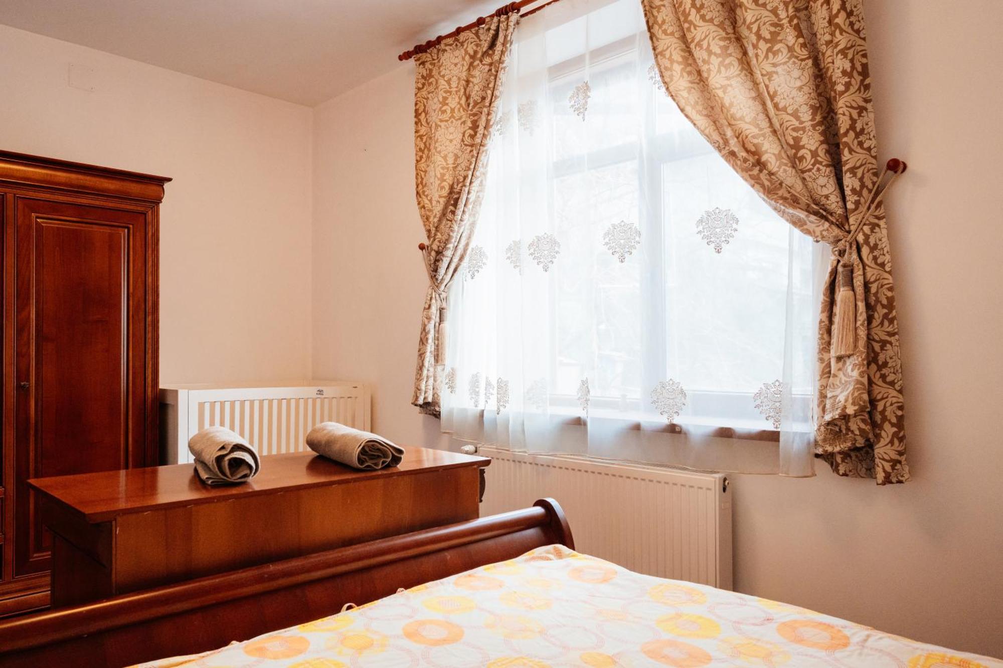 Maan Pet Friendly Location